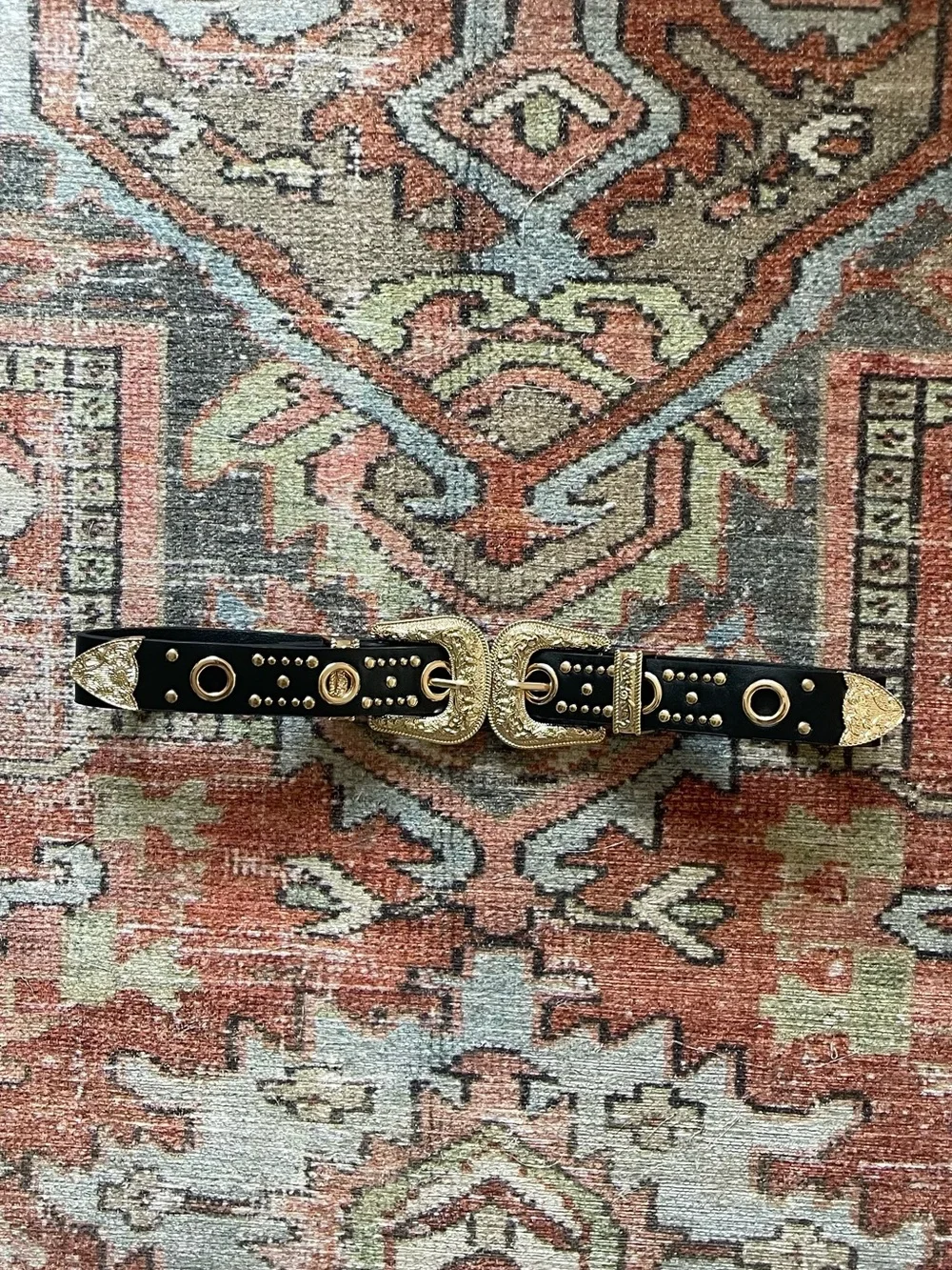 Fashion Nova statement decorative